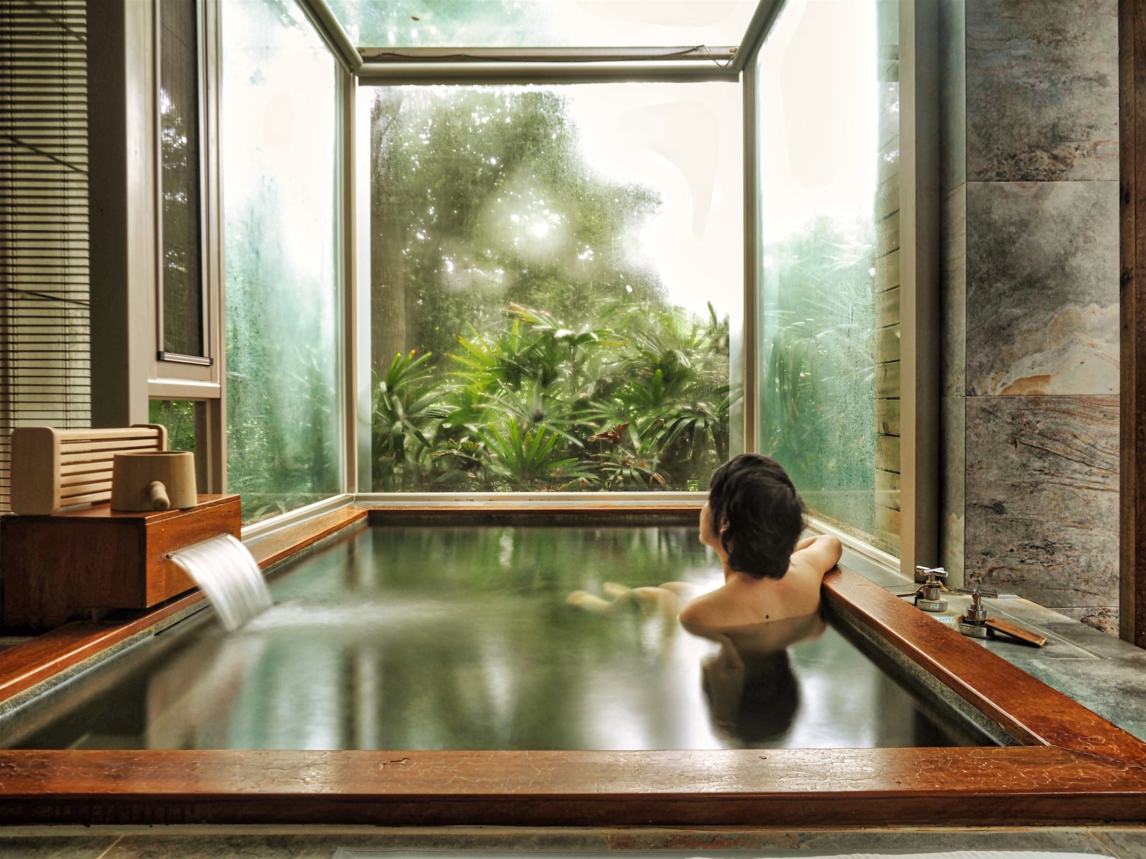 跟著『溫泉標章』走 官方認證更安心！ 找合法溫泉旅宿 就上臺灣旅宿網!