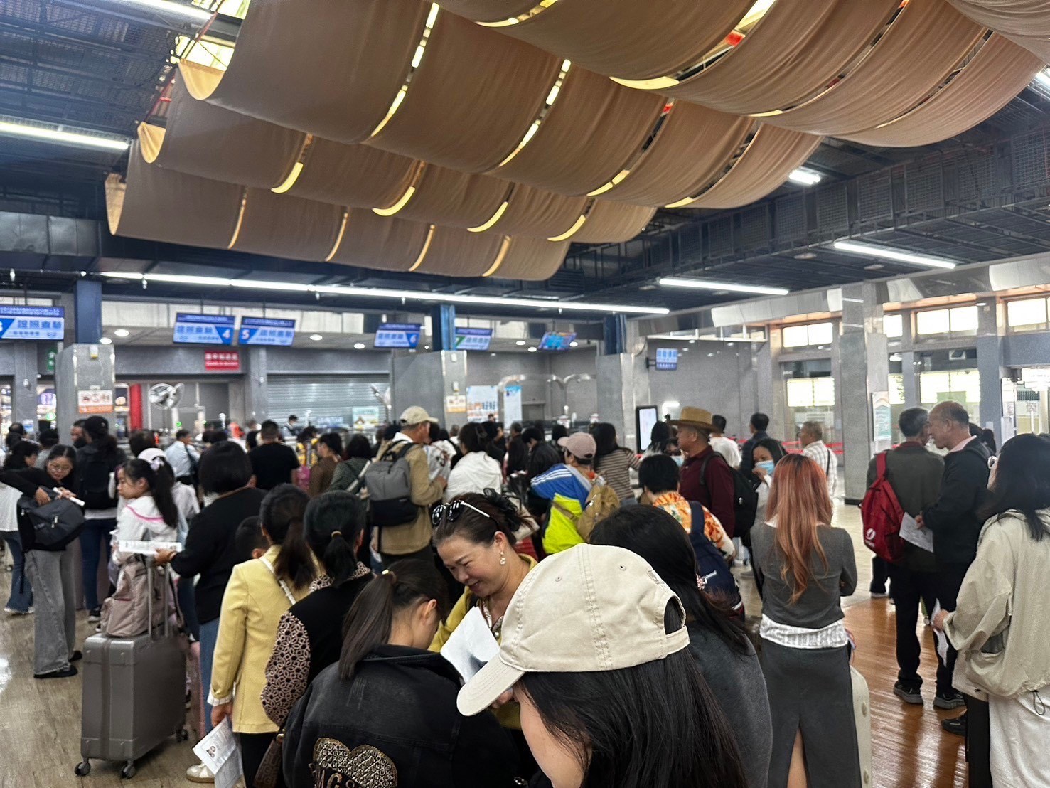 2025年小三通往返人數攀升　全年突破184萬人